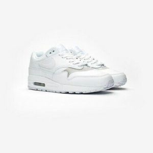 Women’s Nike Air Max 1